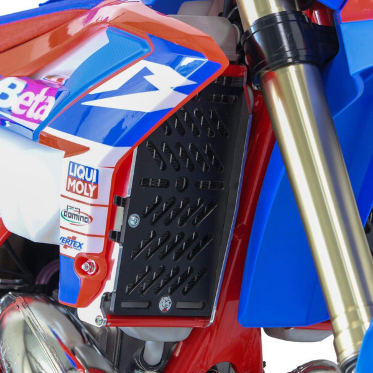 Protezioni radiatore AXP Xtrem in alluminio e griglie nere con distanziali rossi per Beta RR 2T